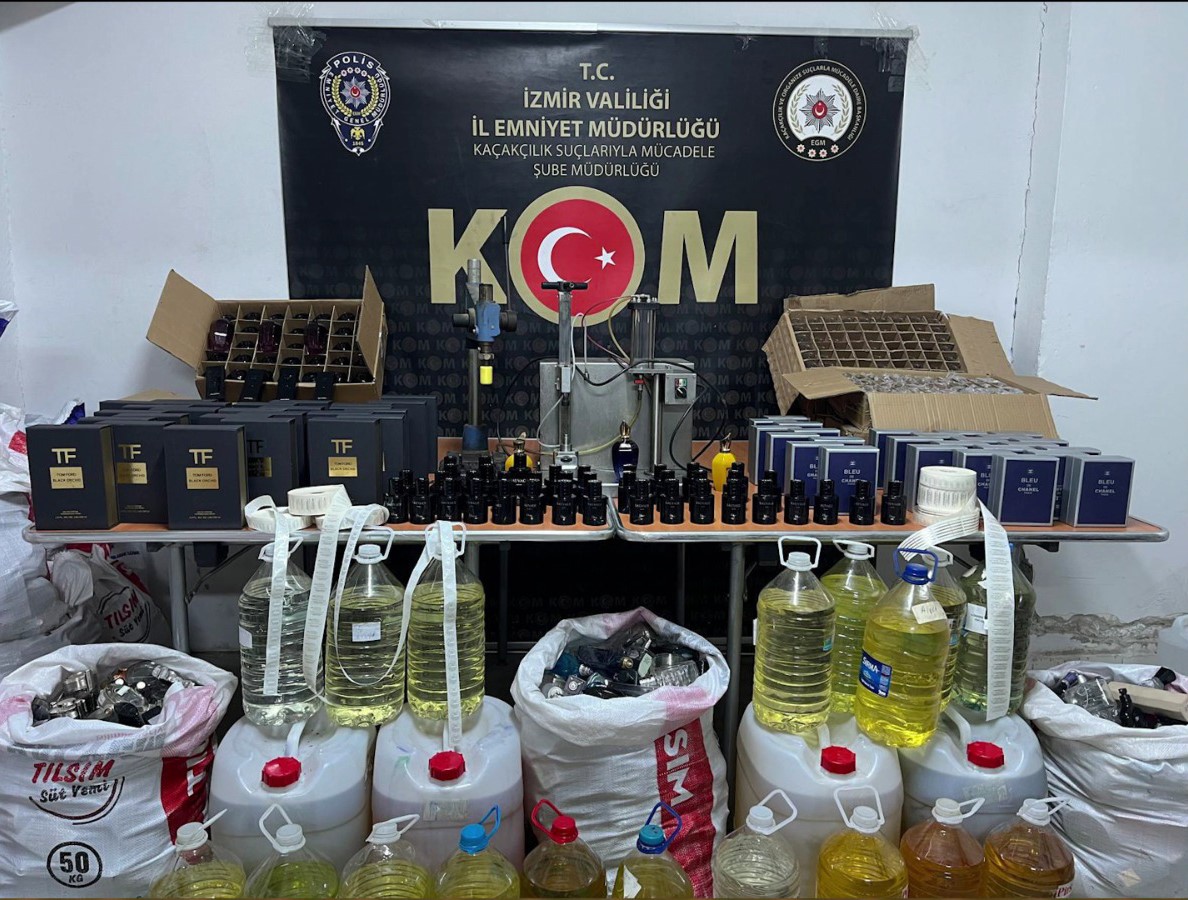 İzmir'de kaçakçılık operasyonu: Tam 13 Milyon TL!