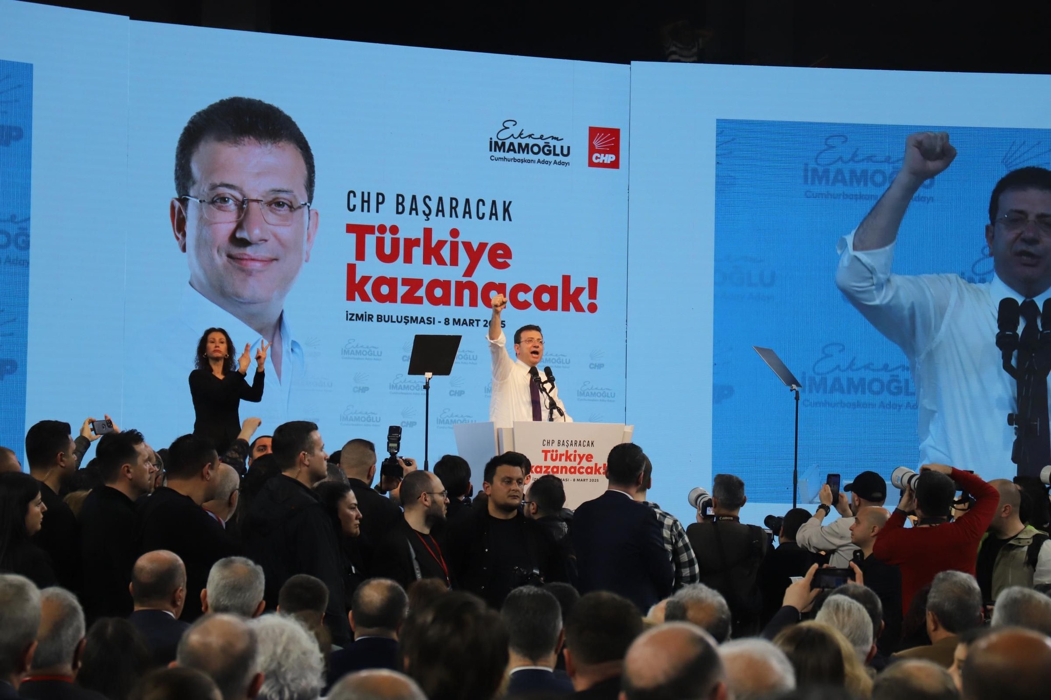 İmamoğlu, seçim çalışmalarına İzmir'den başladı