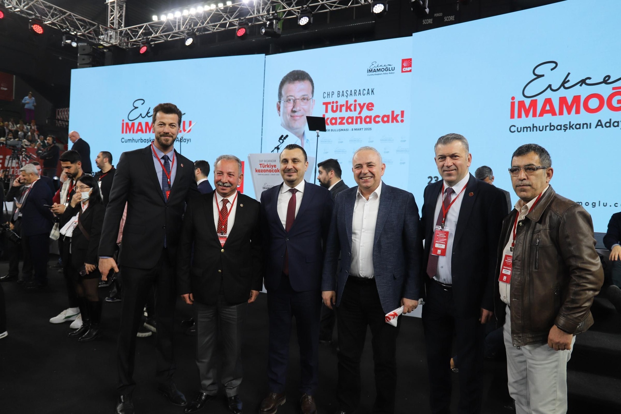 İmamoğlu, seçim çalışmalarına İzmir'den başladı