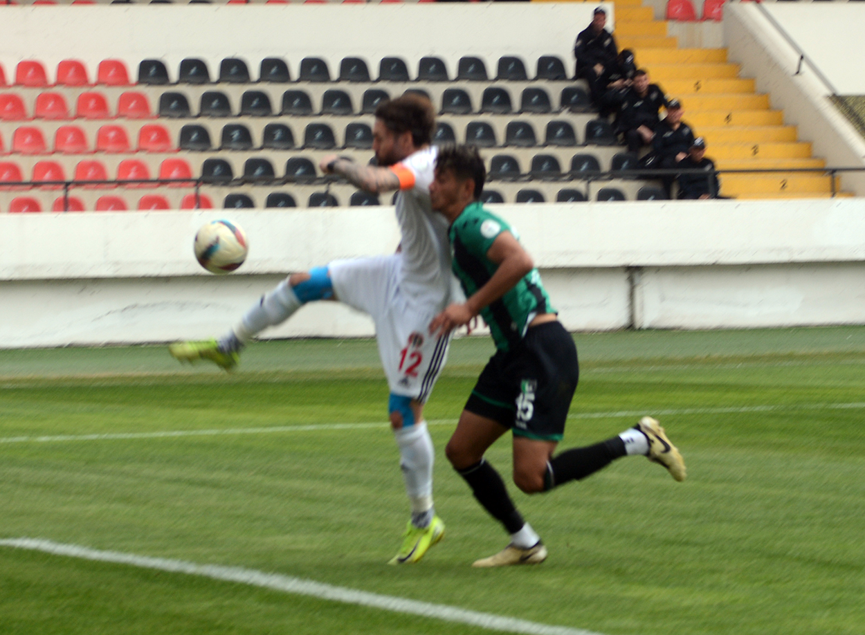 Turgutlu zora soktu: 1-1