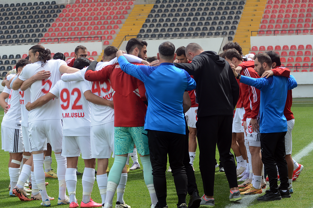 Turgutlu zora soktu: 1-1