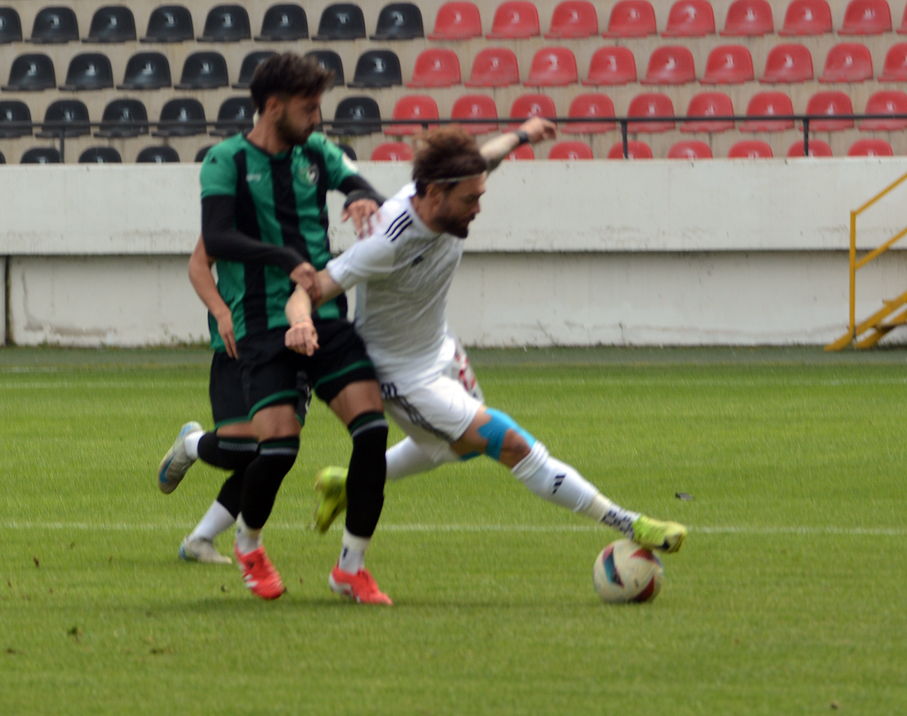 Turgutlu zora soktu: 1-1