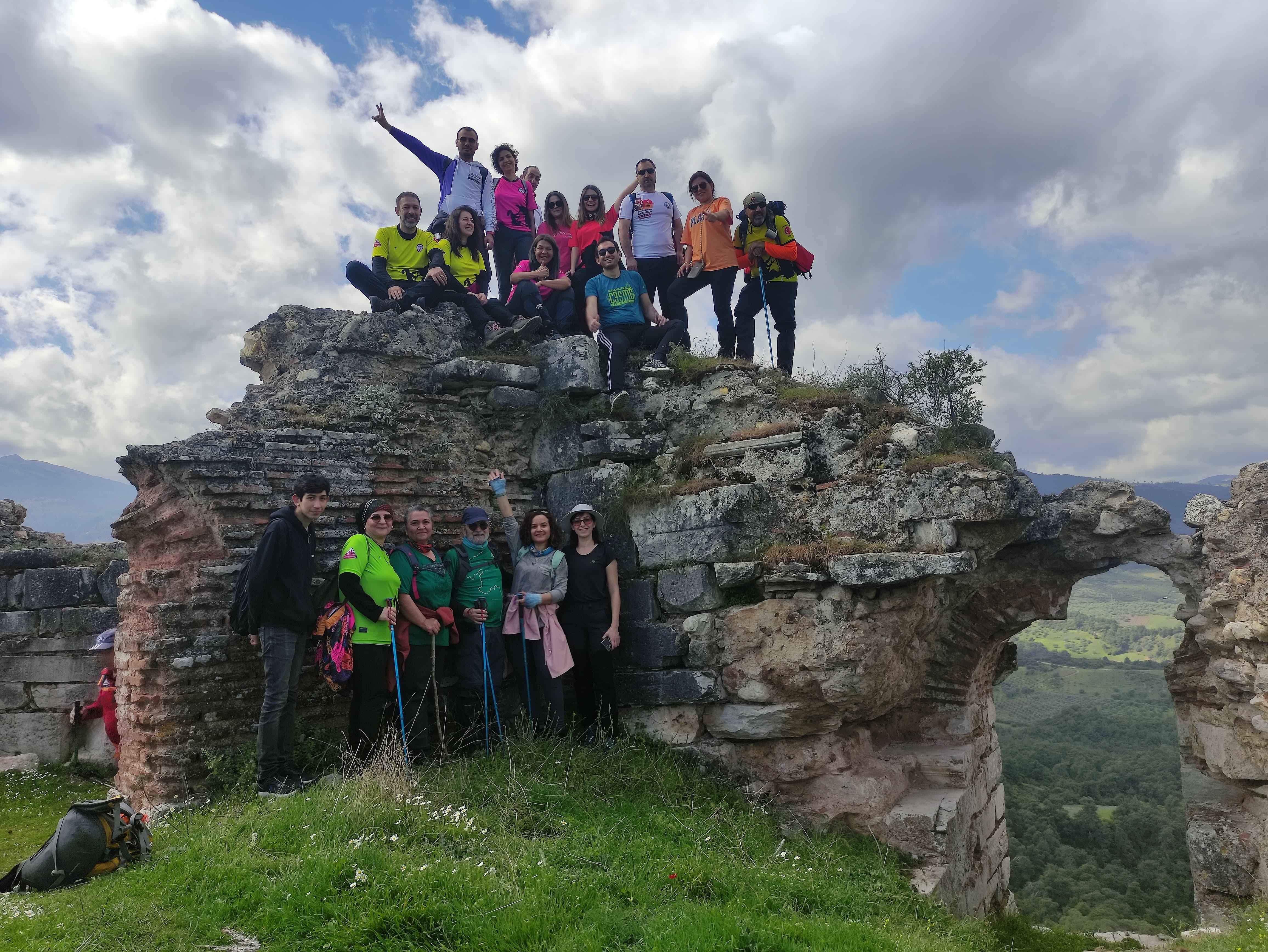 Zirve Dağcılık Sart'ta Tarihte Yolculuğa Çıktı