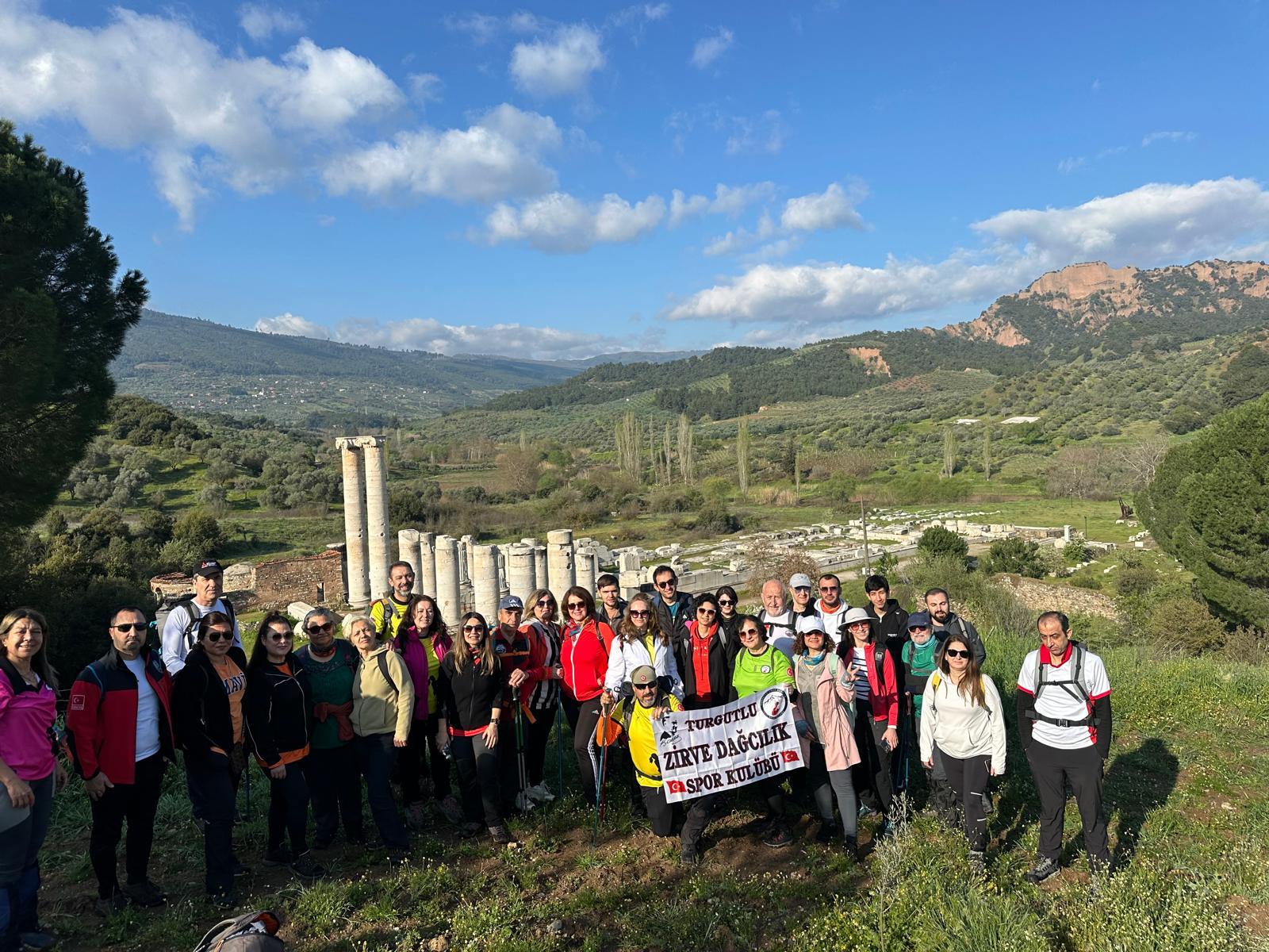 Zirve Dağcılık Sart'ta Tarihte Yolculuğa Çıktı