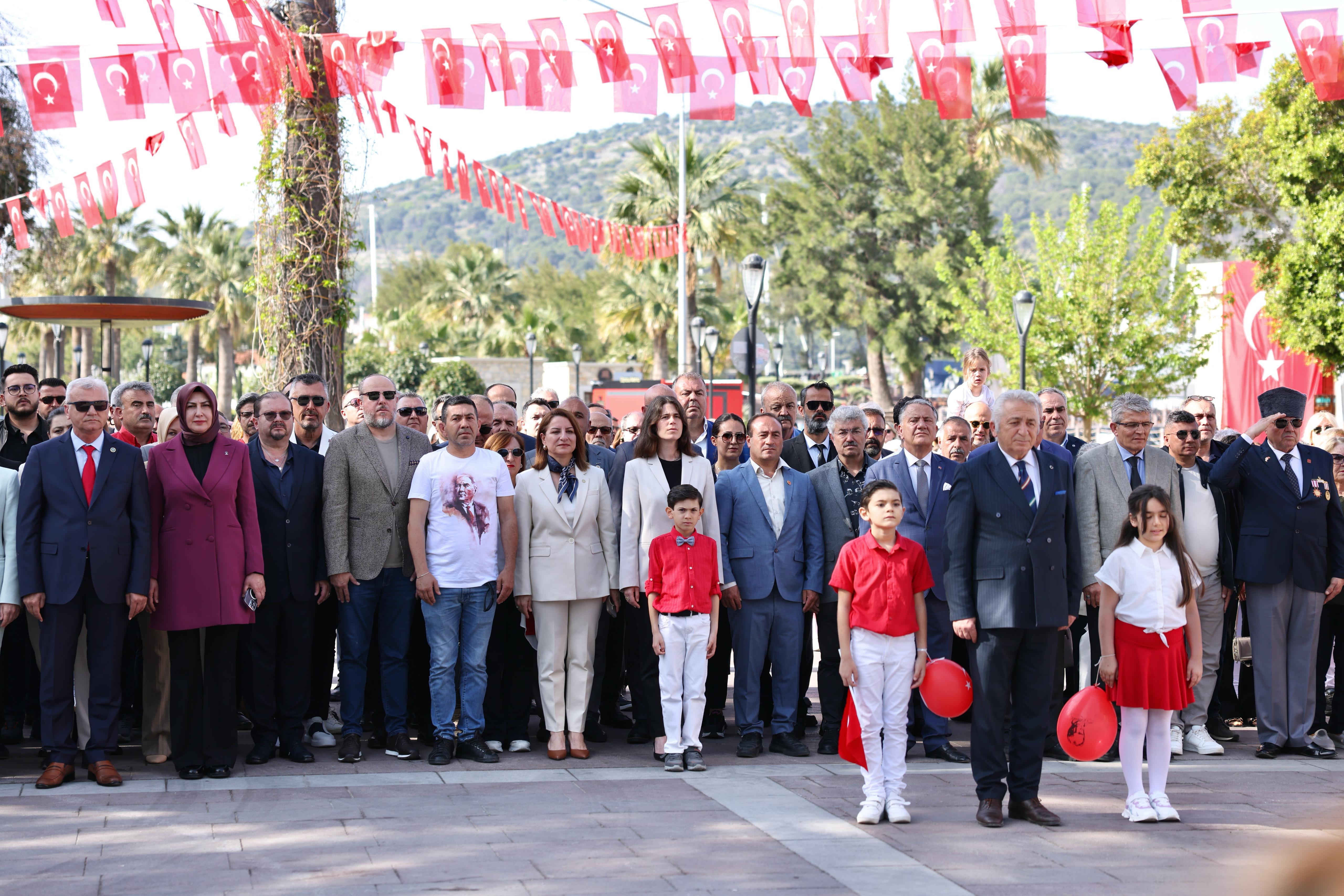 23 Nisan Ulusal Egemenlik ve Çocuk Bayramı, Çeşme’de düzenlenen etkinliklerle kutlandı