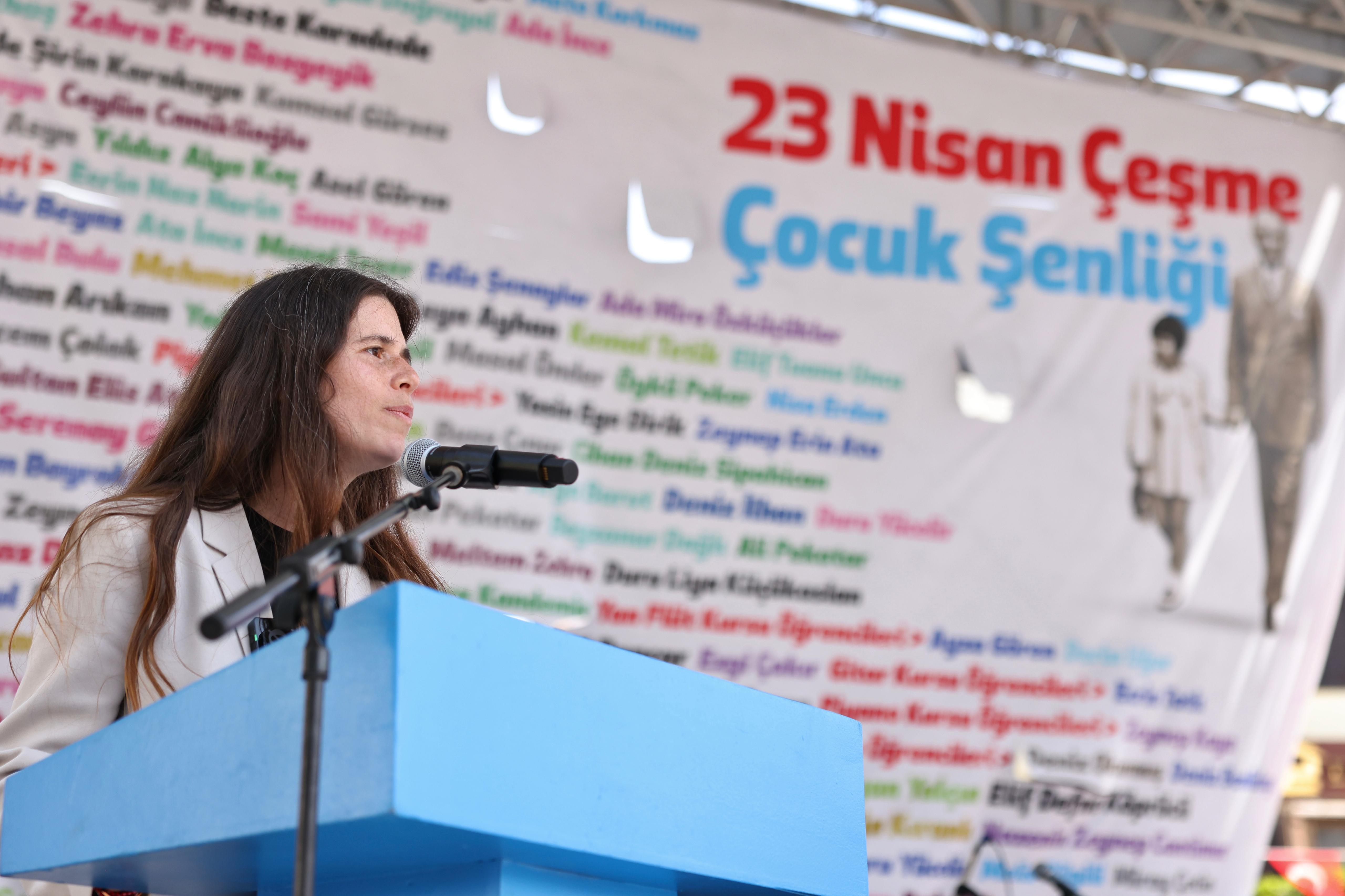 23 Nisan Ulusal Egemenlik ve Çocuk Bayramı, Çeşme’de düzenlenen etkinliklerle kutlandı