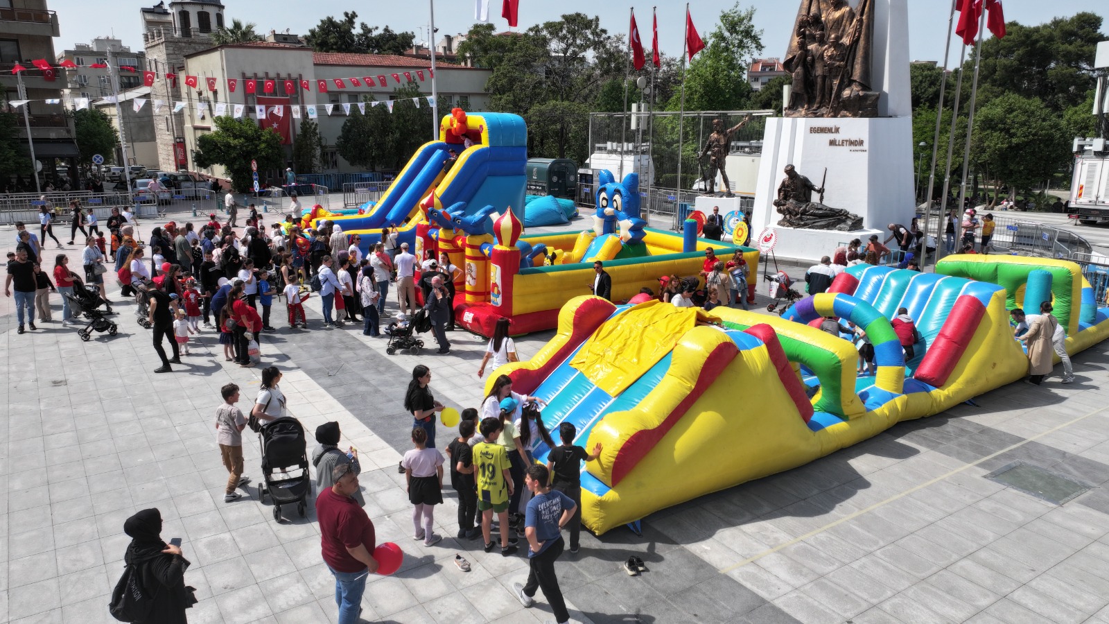 Manisa'da 23 Nisan Coşkusu