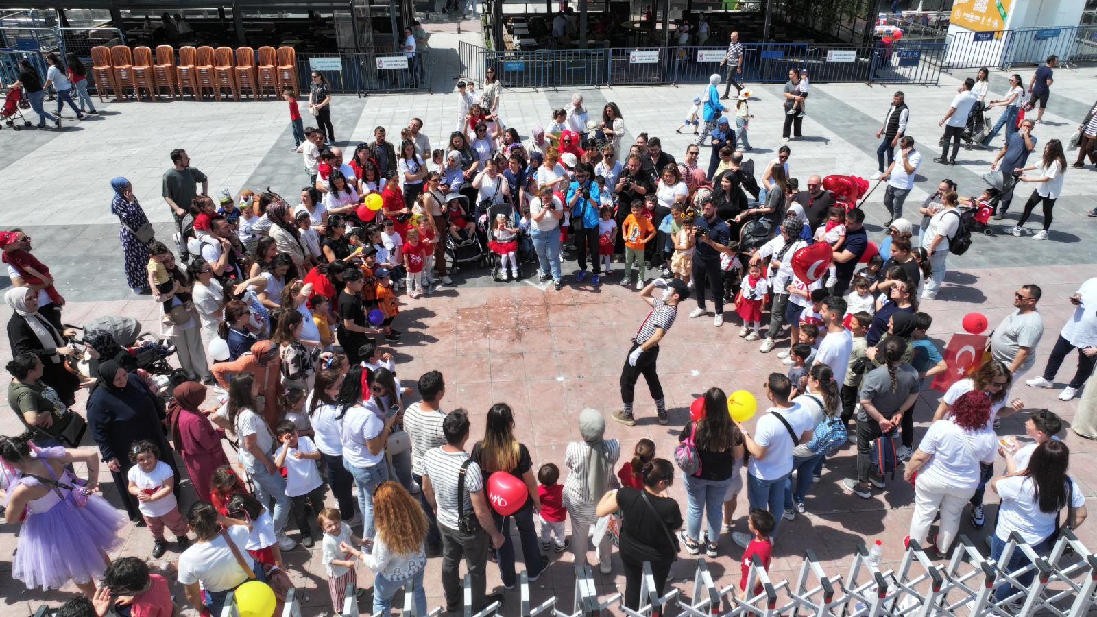 Manisa'da 23 Nisan Coşkusu