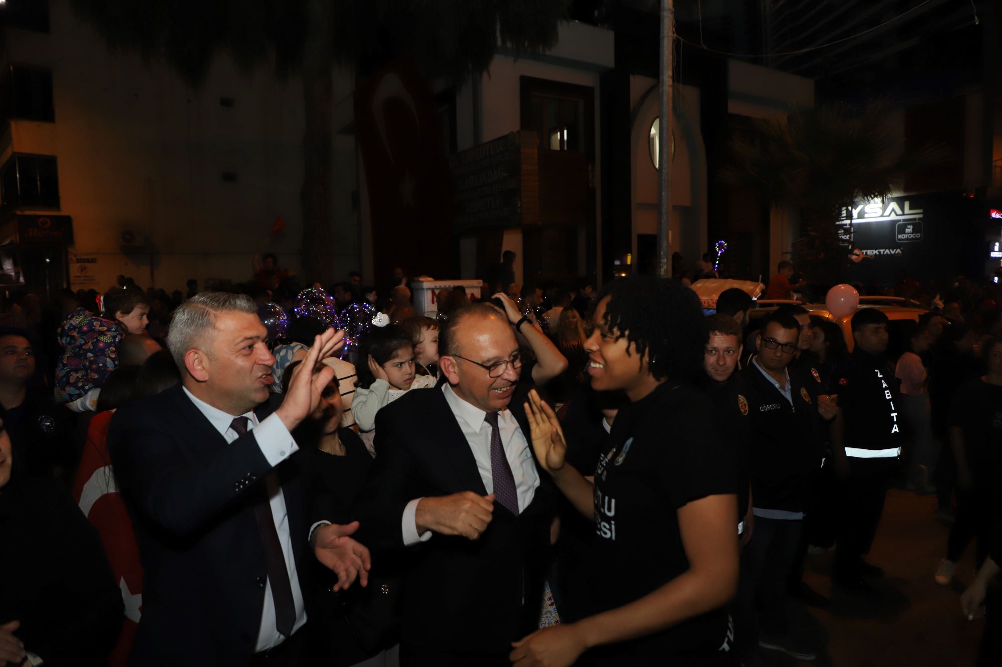 Turgutlu’da 23 Nisan Coşkusu