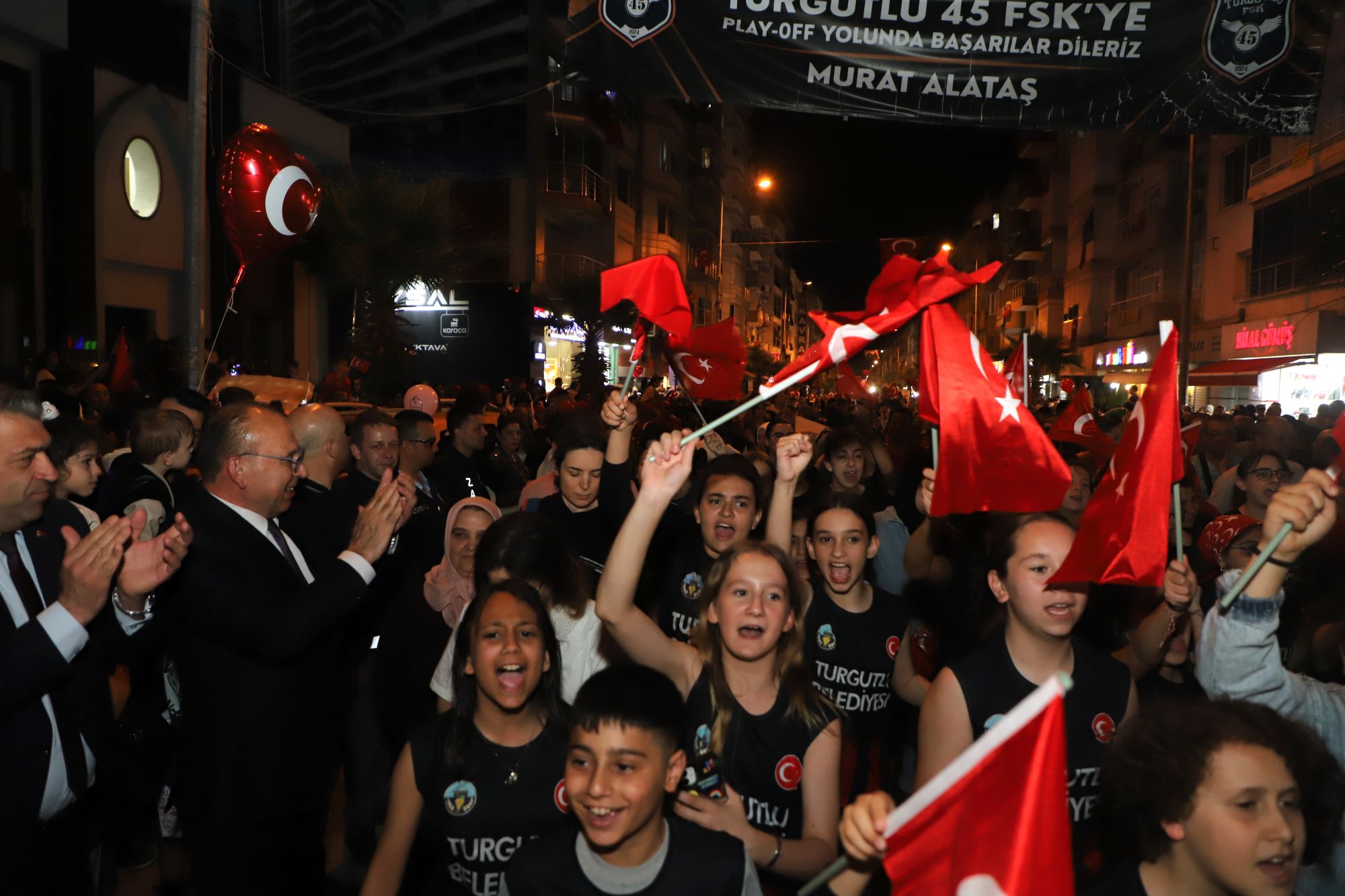 Turgutlu’da 23 Nisan Coşkusu