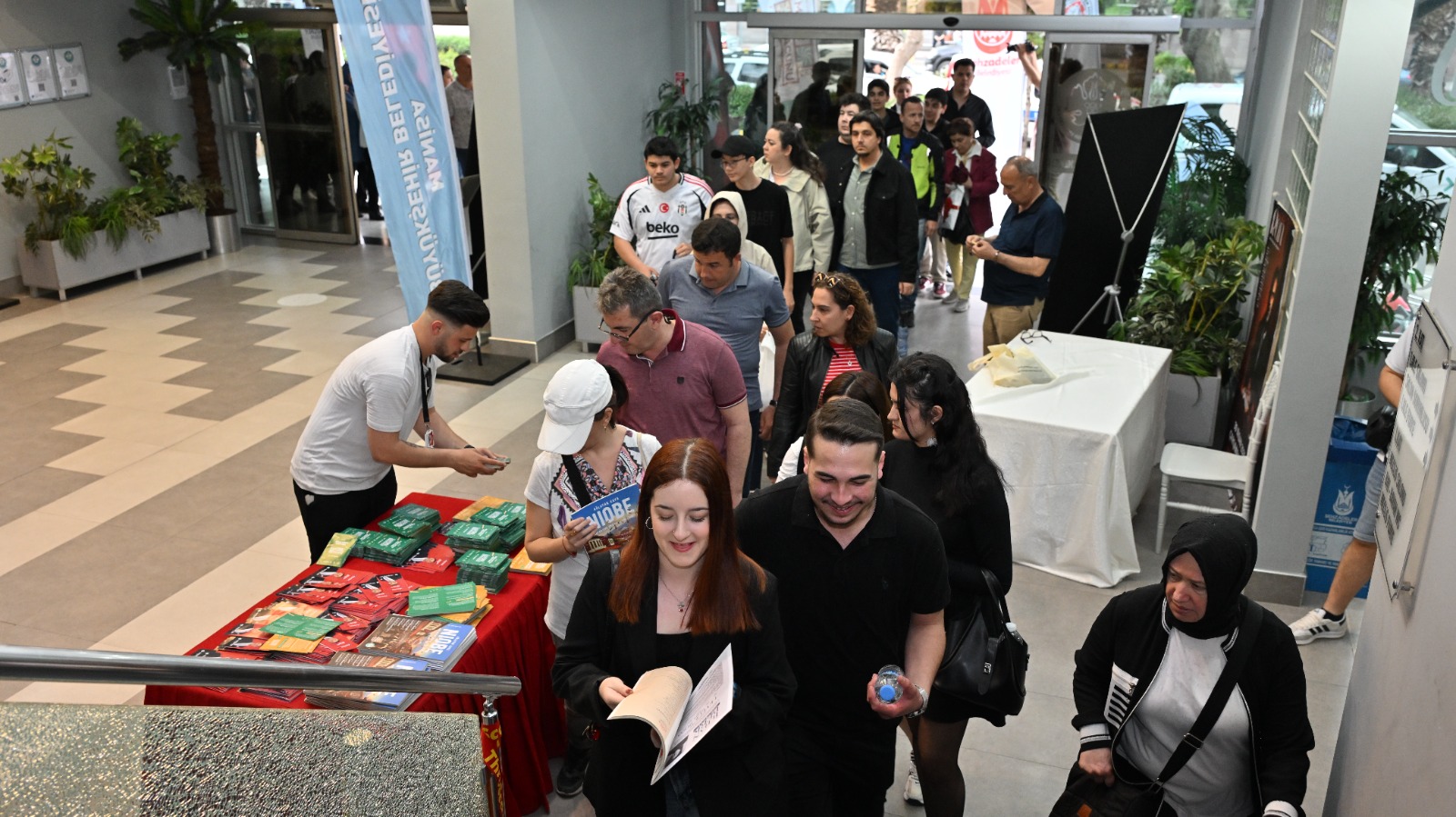 Prof. Dr. İlber Ortaylı ile Manisa ve Mesirin Tarihine Yolculuk