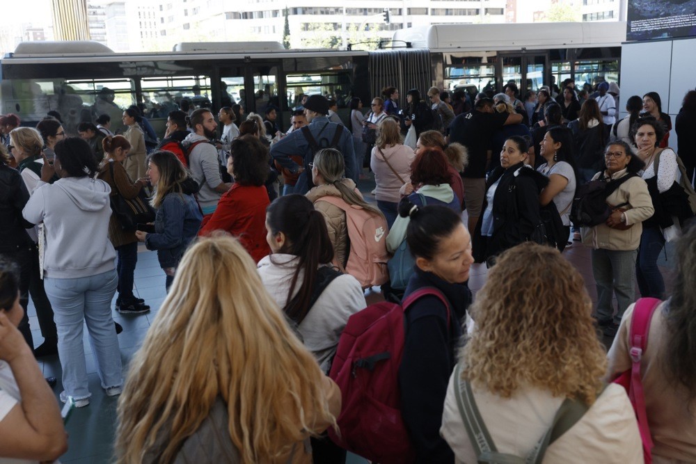 İspanya'ya elektrik verilmesi 10 saati bulabilir