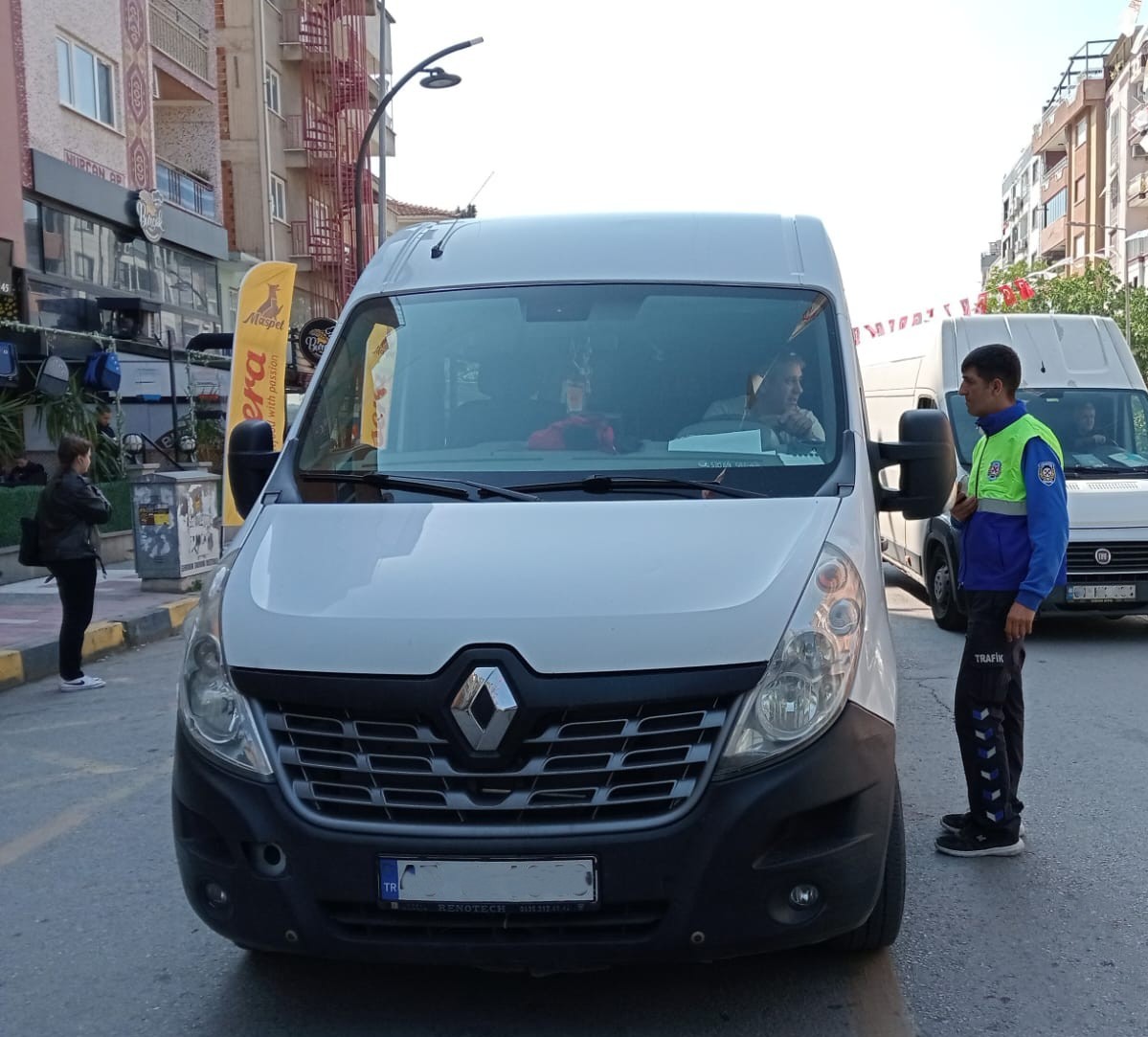Büyükşehirden, servis araçlarına denetim