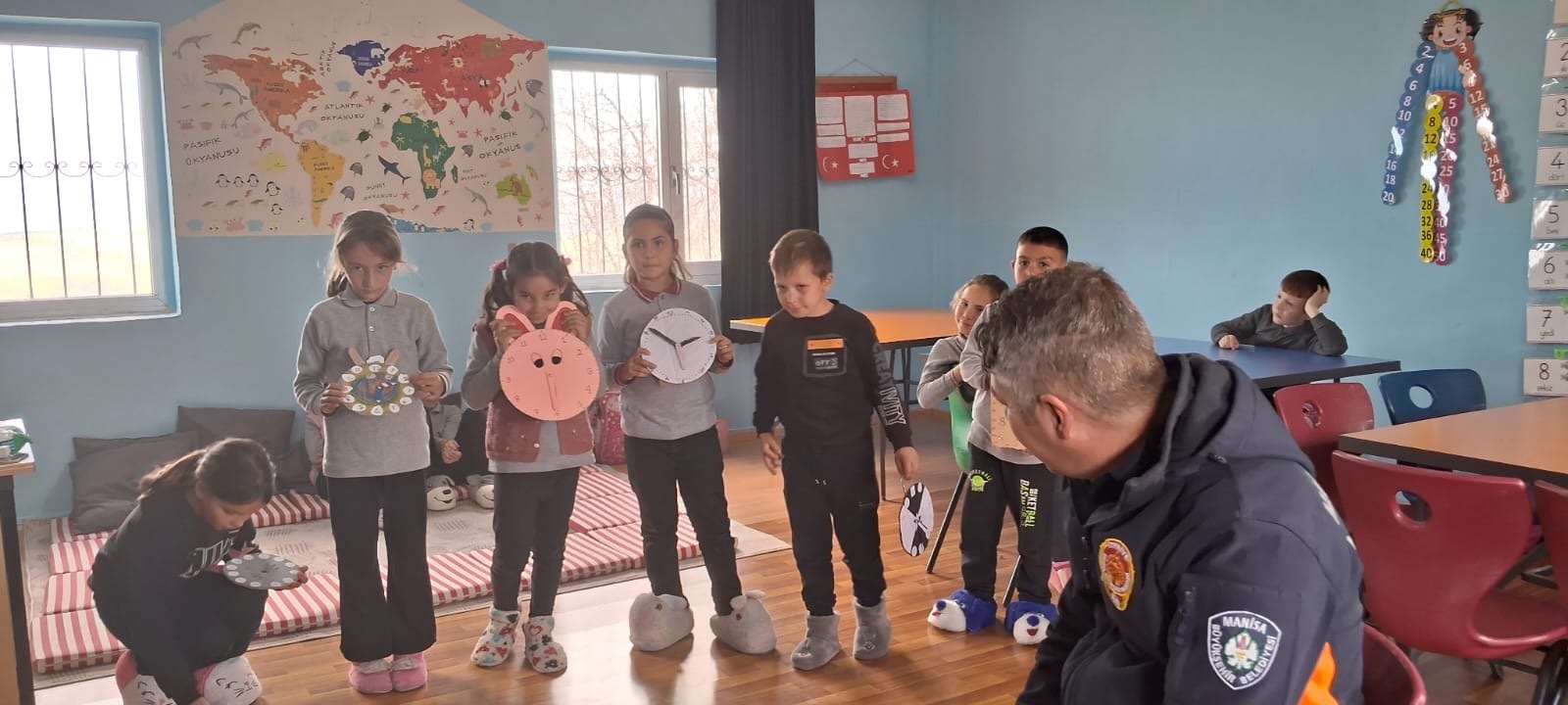 Manisa'da İtfaiye’den Öğrencilere Yangın Güvenliği Eğitimi