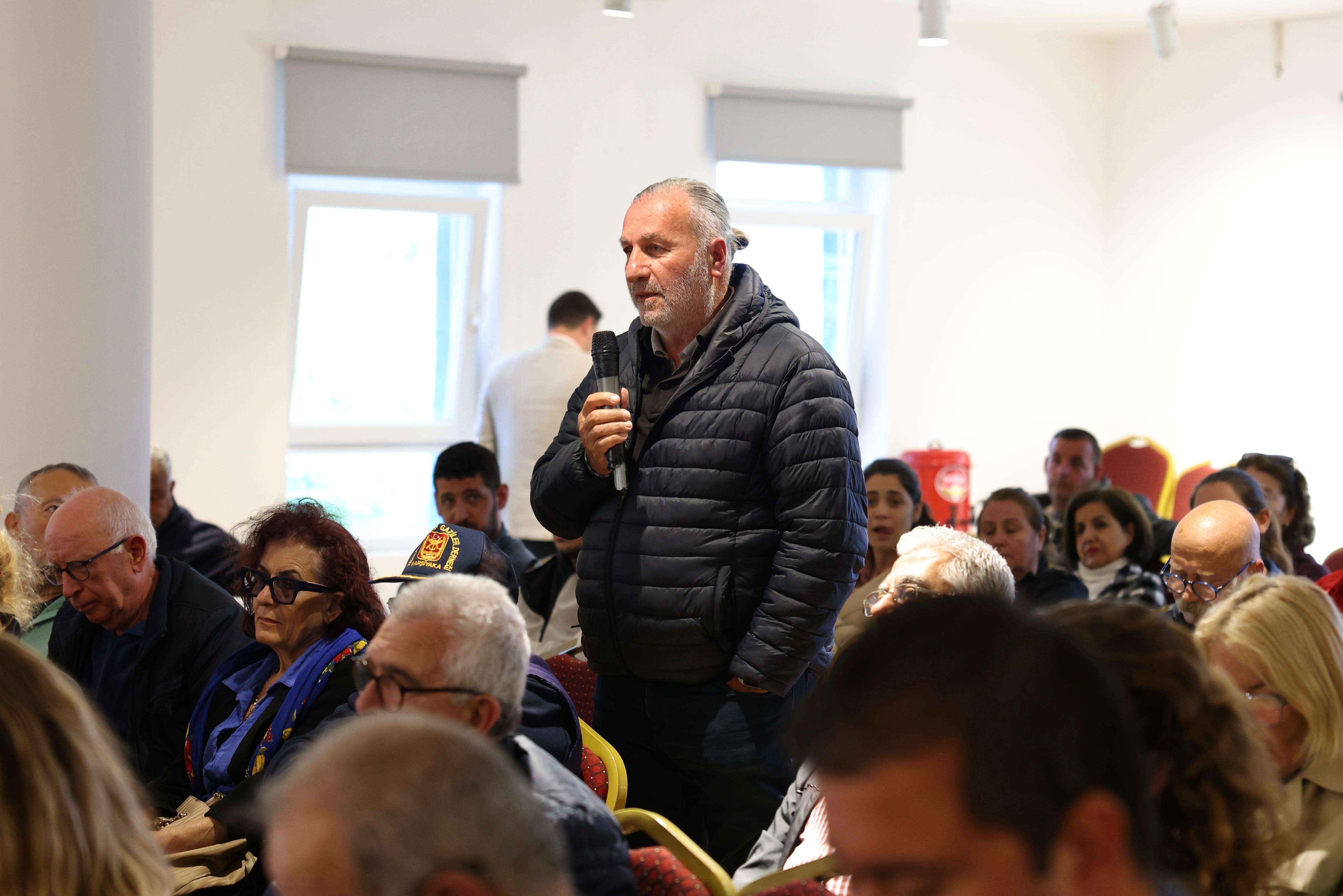 Başkan Denizli, Halk Buluşması’nda Alaçatılı vatandaşlarla buluştu