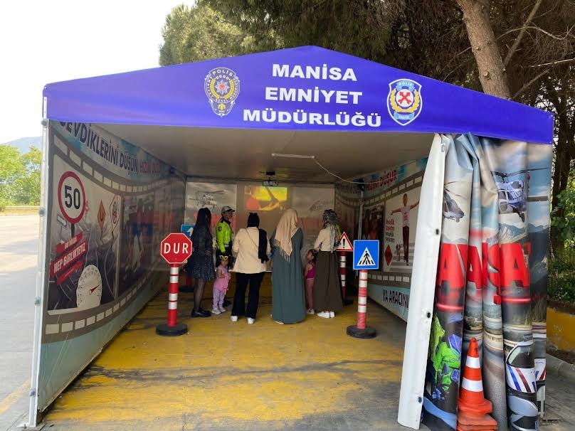 Manisa’da Trafik Haftası Etkinlikleri Kapsamında Denetim ve Eğitim