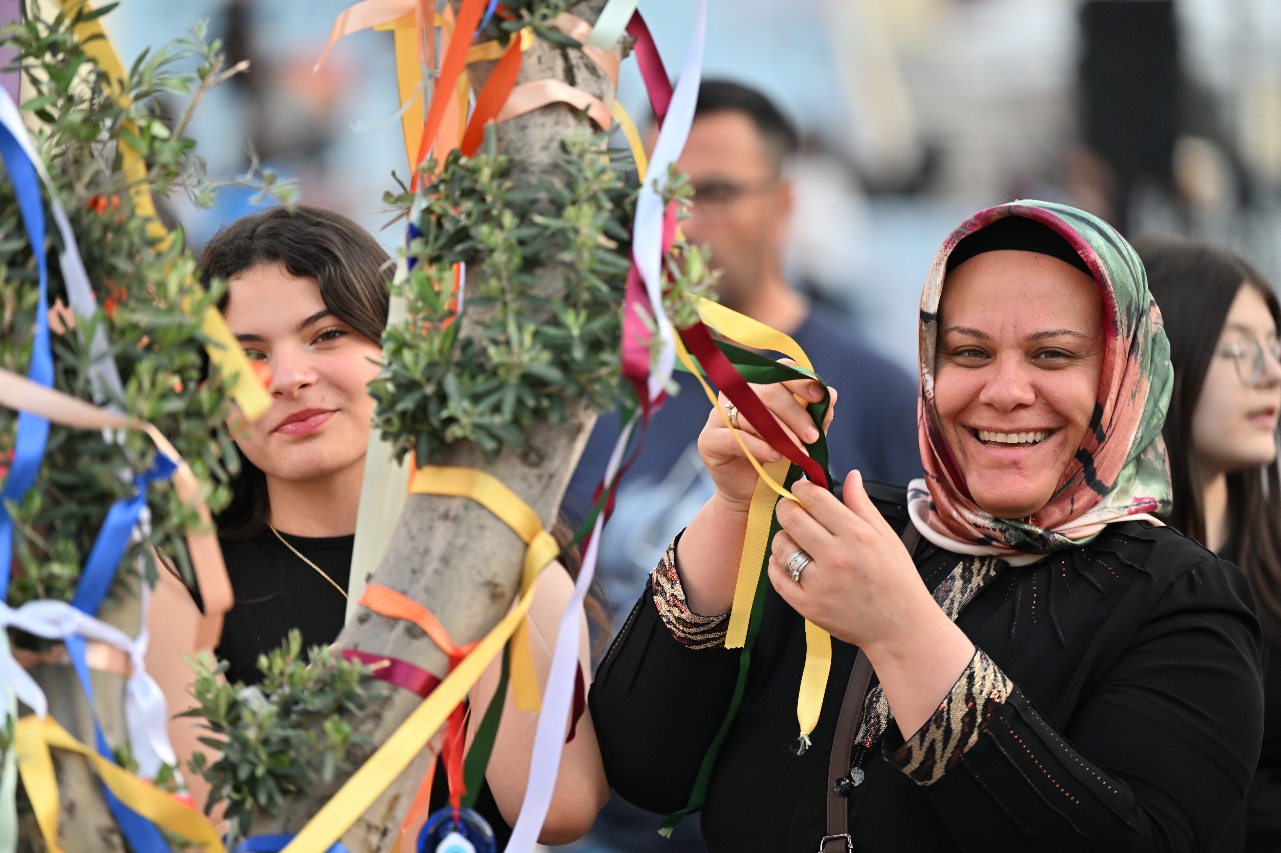 Manisa'da Hıdırellez coşkuyla kutlandı