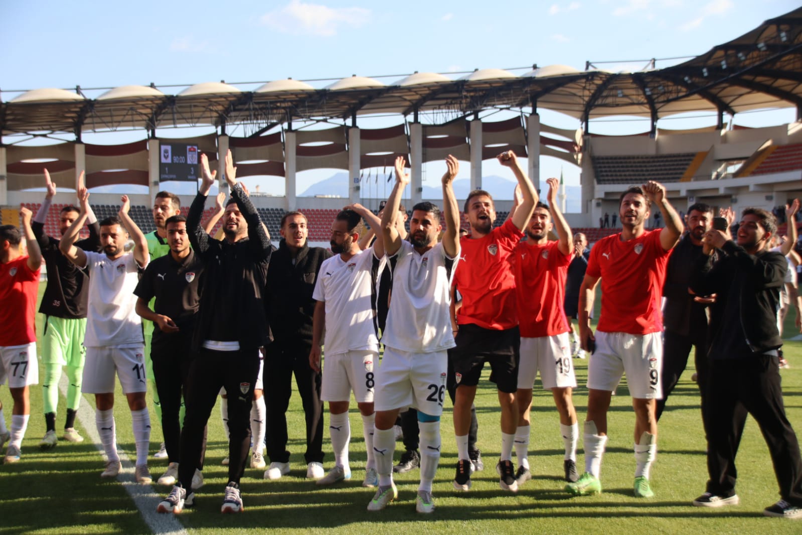 Manisaspor Bölgesel Amatör Ligi'ne yükseldi