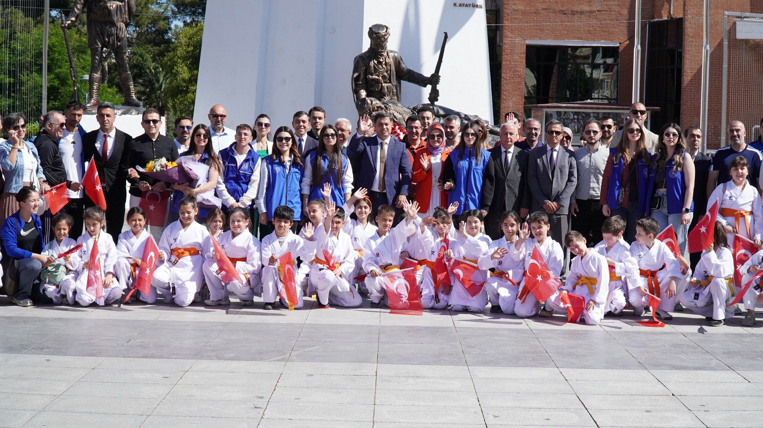 Manisa’da Gençlik Haftası ve 19 Mayıs kutlamaları başladı