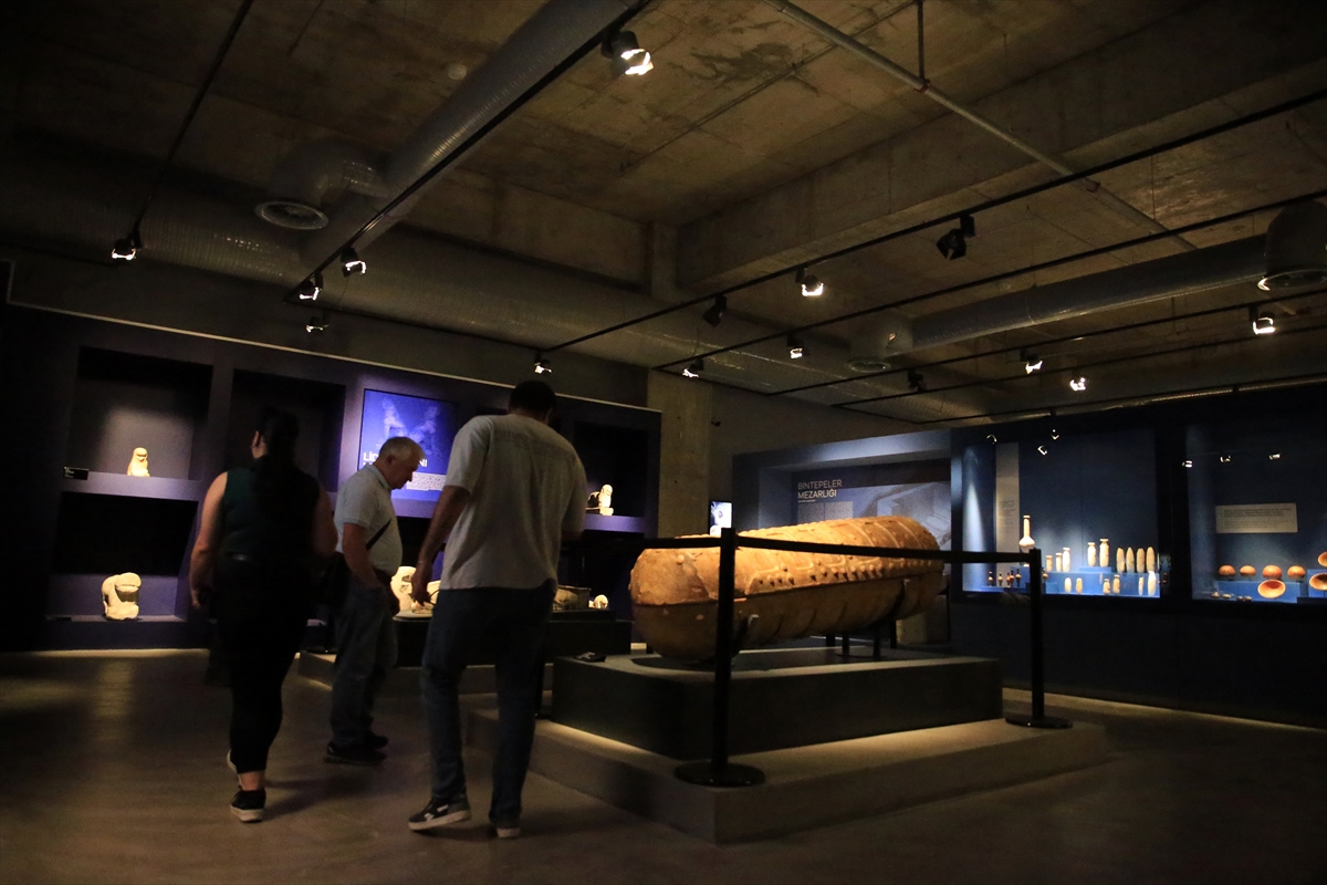 Manisa Müzesi, yeniden ziyaretçileriyle buluştu