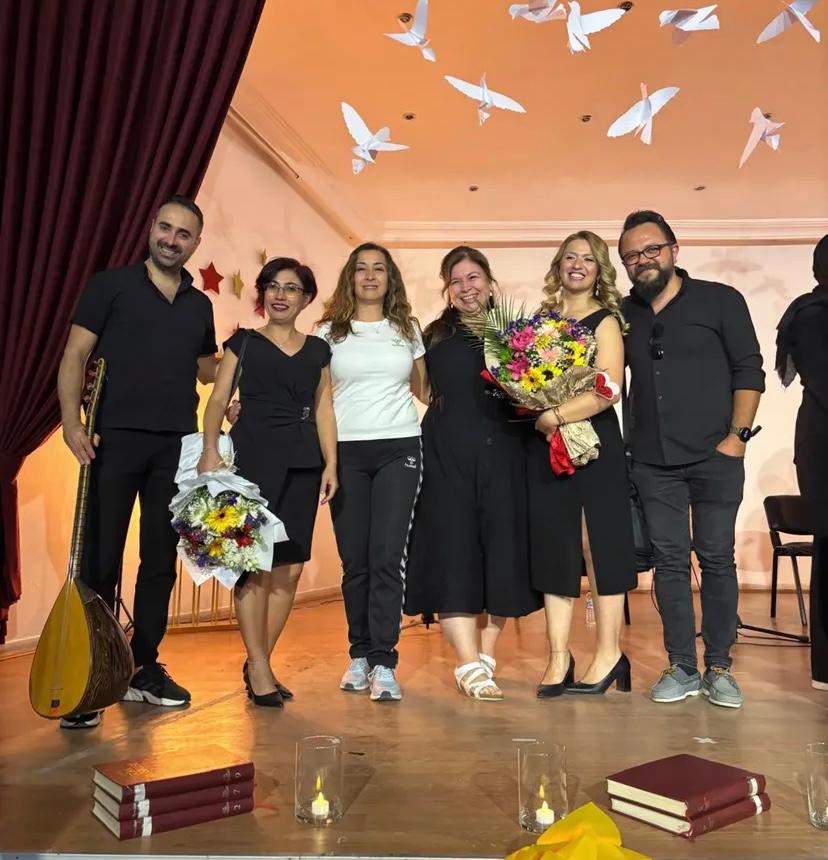Turgutlu Lisesi’nde Şiir ve Müzik Ziyafeti: Dinleti Büyük Beğeni Topladı