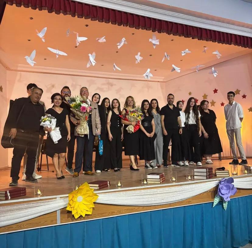 Turgutlu Lisesi’nde Şiir ve Müzik Ziyafeti: Dinleti Büyük Beğeni Topladı