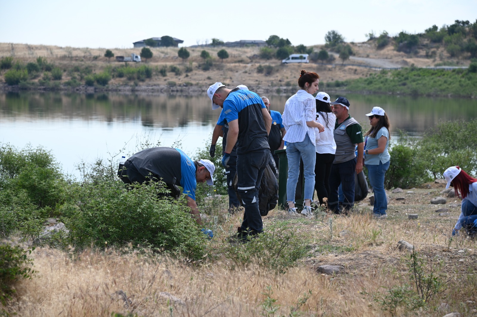 “Manisa Tarzanı ve Çevre Günleri” kapsamında 4,5 ton çöp toplandı