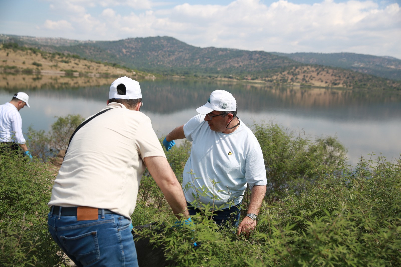 “Manisa Tarzanı ve Çevre Günleri” kapsamında 4,5 ton çöp toplandı