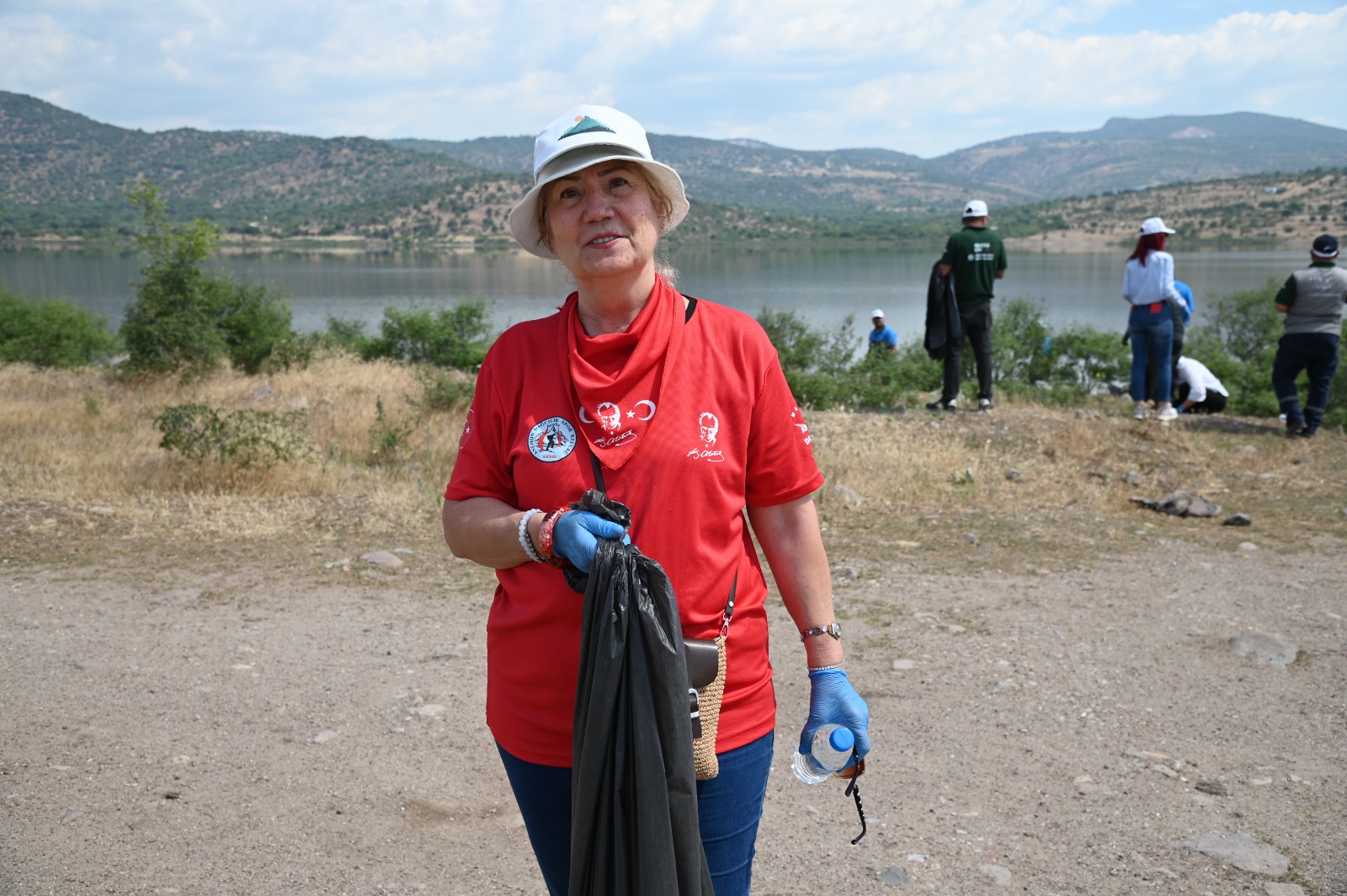 “Manisa Tarzanı ve Çevre Günleri” kapsamında 4,5 ton çöp toplandı