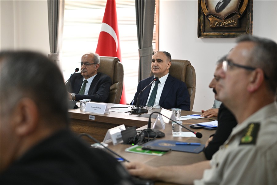 Manisa'da orman yangınları ile mücadele komisyon toplantısı gerçekleşti