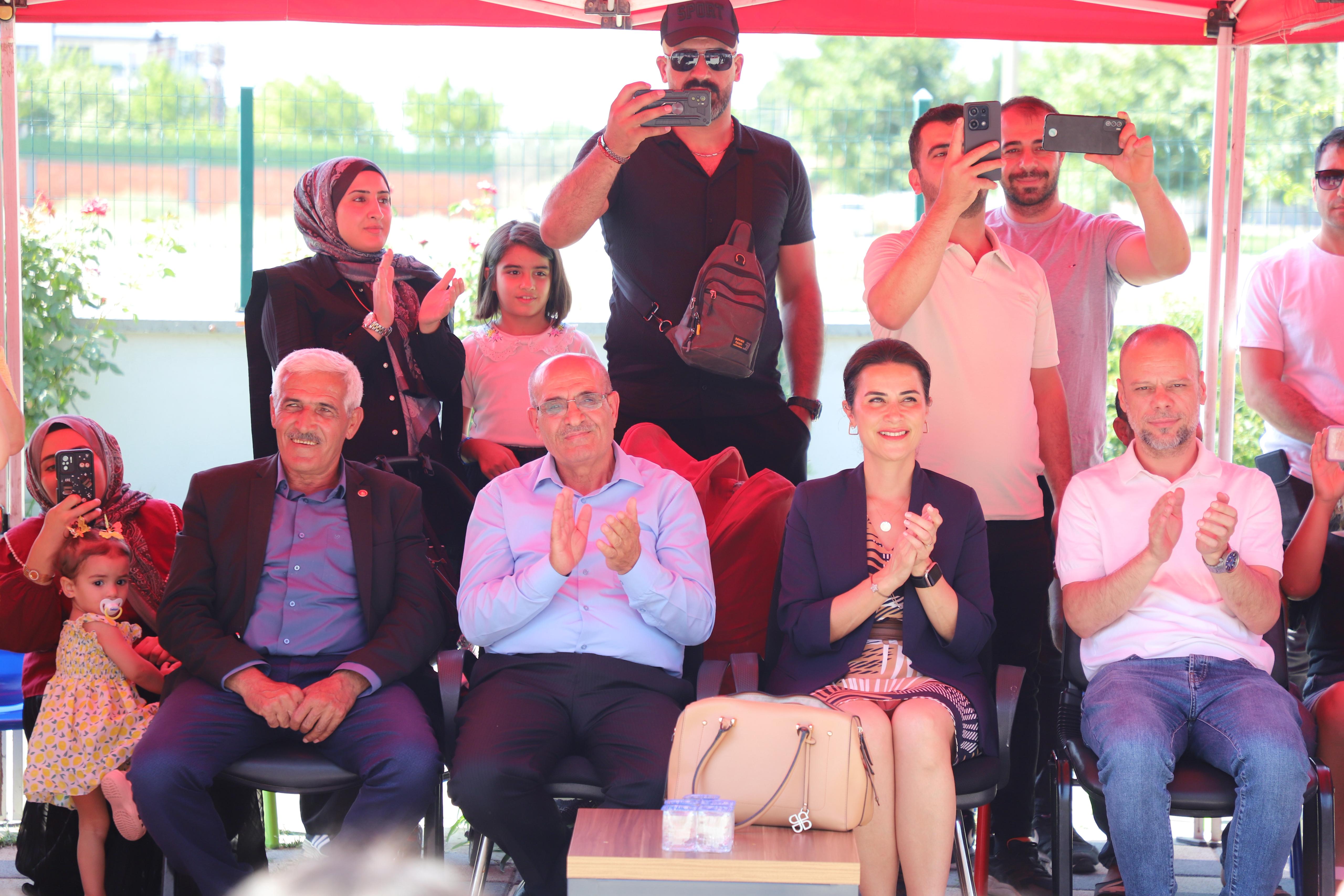 Turgutlu Çocuk Kültür Sanat Merkezinde Mezuniyet Heyecanı