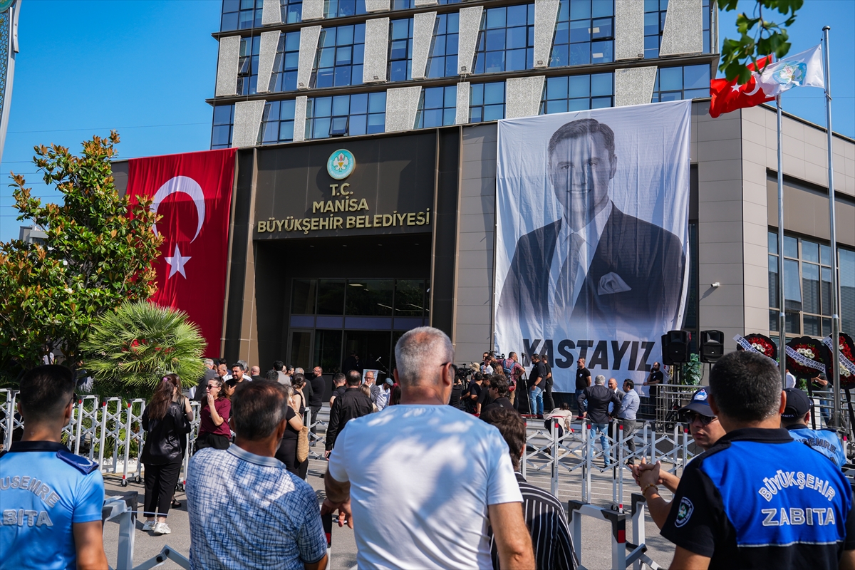 Manisa Ferdi Başkan'a Veda Ediyor
