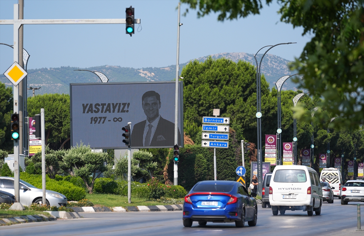 Manisa Ferdi Başkan'a Veda Ediyor