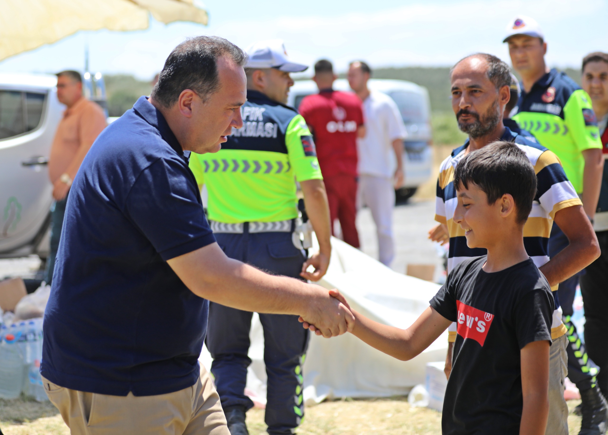 Başkan Dutlulu, Akhisar’daki Yangın Bölgesinde İncelemelerde Bulundu