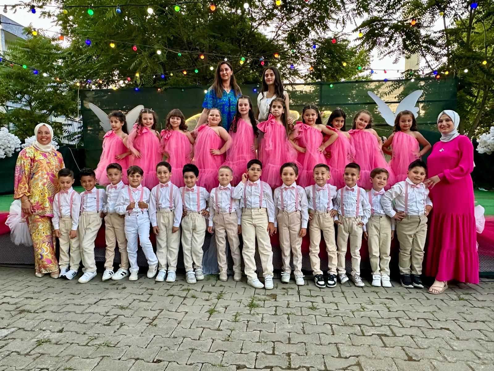 Sevgi Pınarım Gündüz Bakımevi'nde Mezuniyet ve Yıl Sonu Coşkusu
