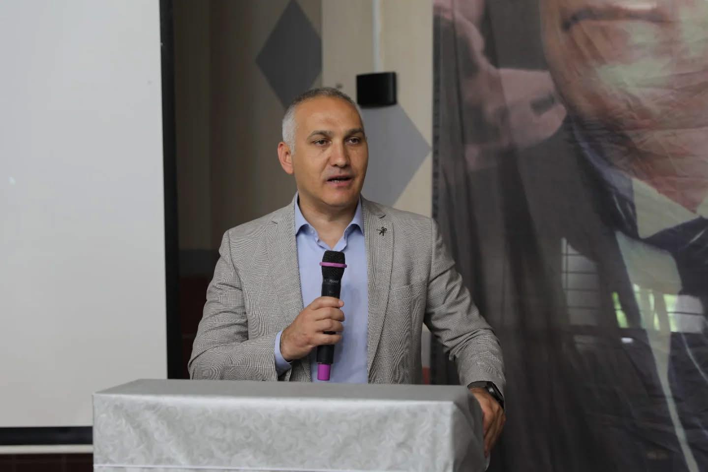 Ahmetli’de Üzüm Üreticilerine Kalıntı Uyarısı