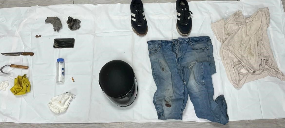Beraber yaşayan çift evlerinde ölü bulundu! Katil, kadının oğlu çıktı