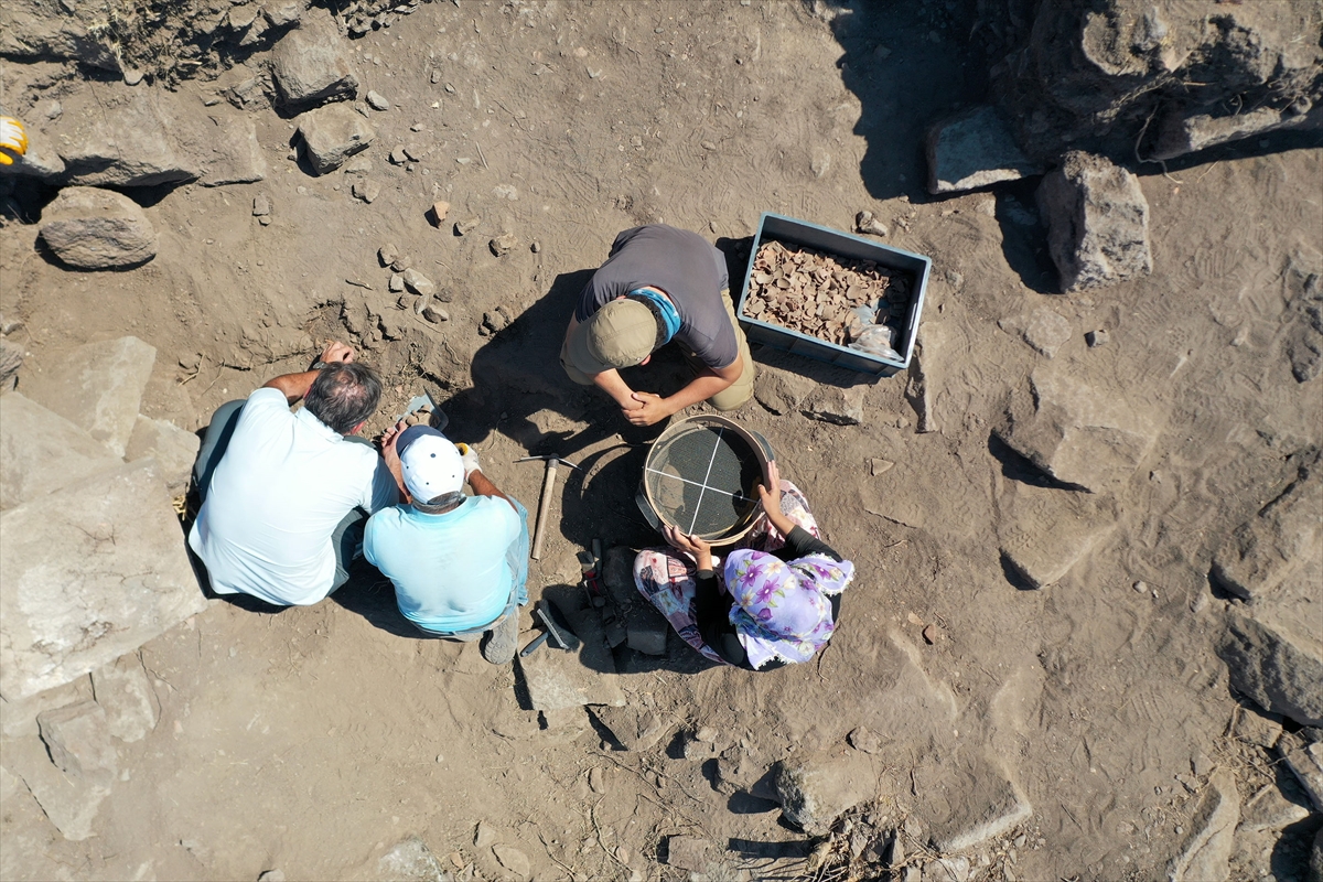 Binlerce Yıllık Demeter Tapınağı Manisa’da Ortaya Çıktı