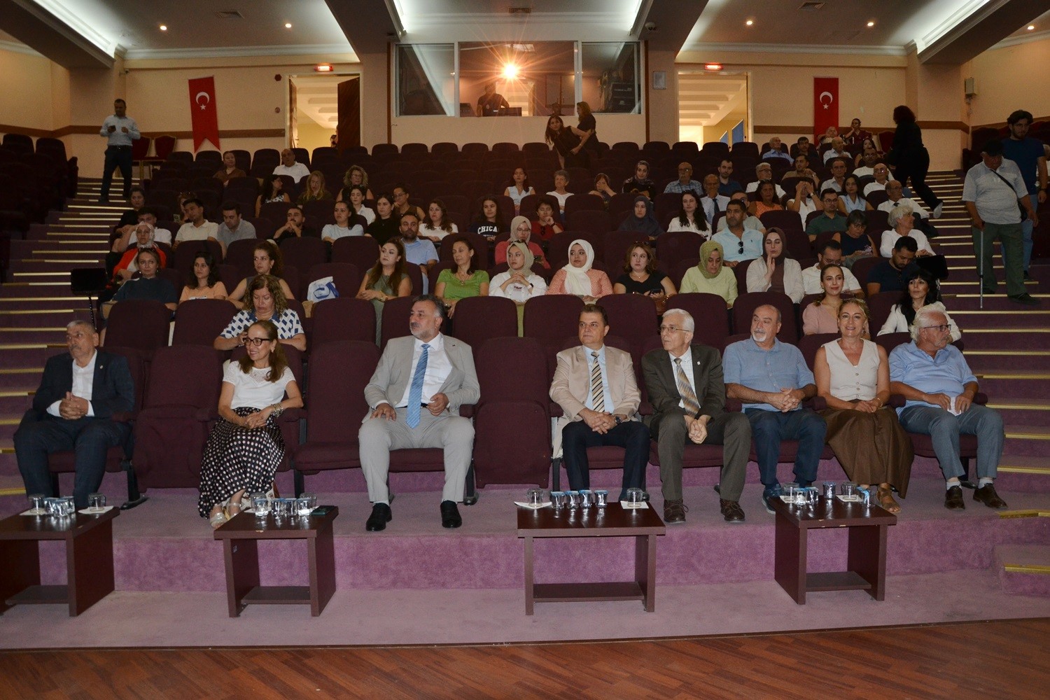 Manisa nüfusu hızla yaşlanıyor