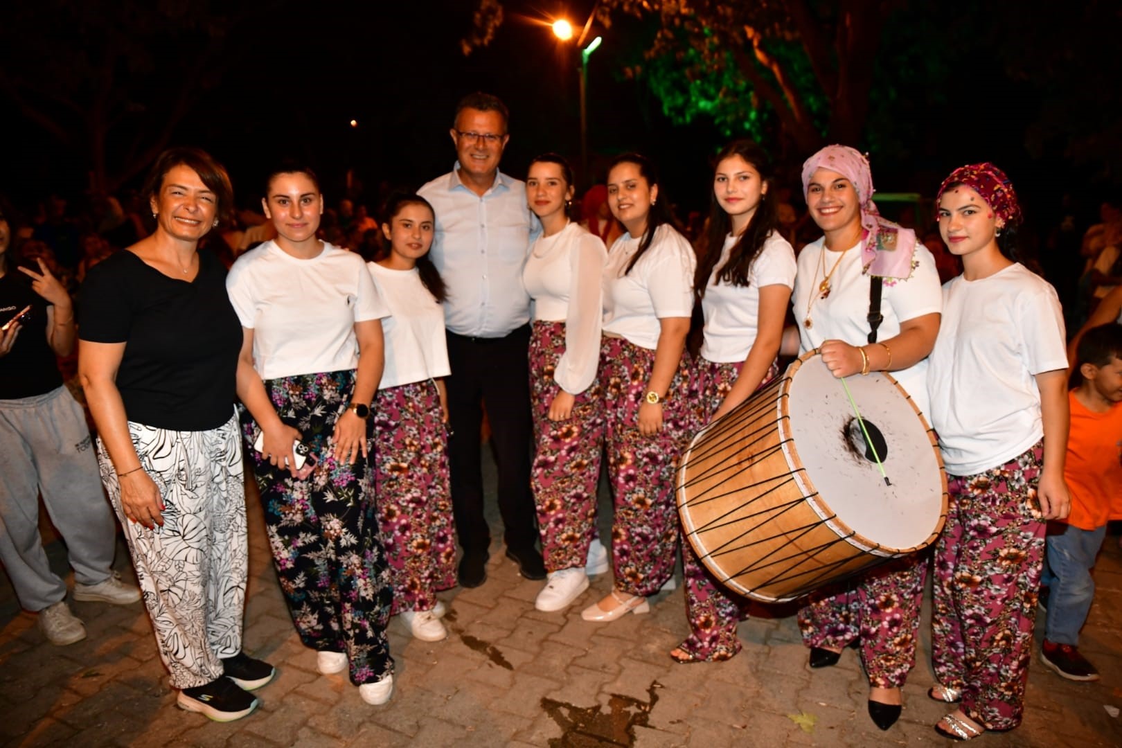 Alaşehir’de Kadınların Renkli Şalvar Gecesi