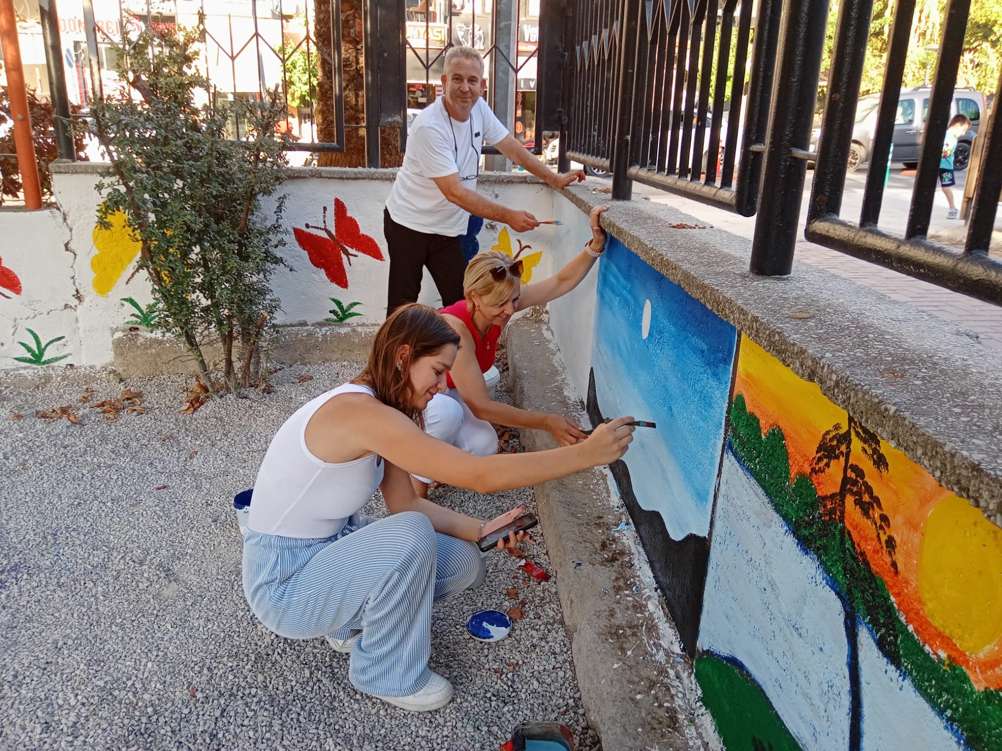 Manisa'da veli ve öğretmenlerden örnek dayanışma