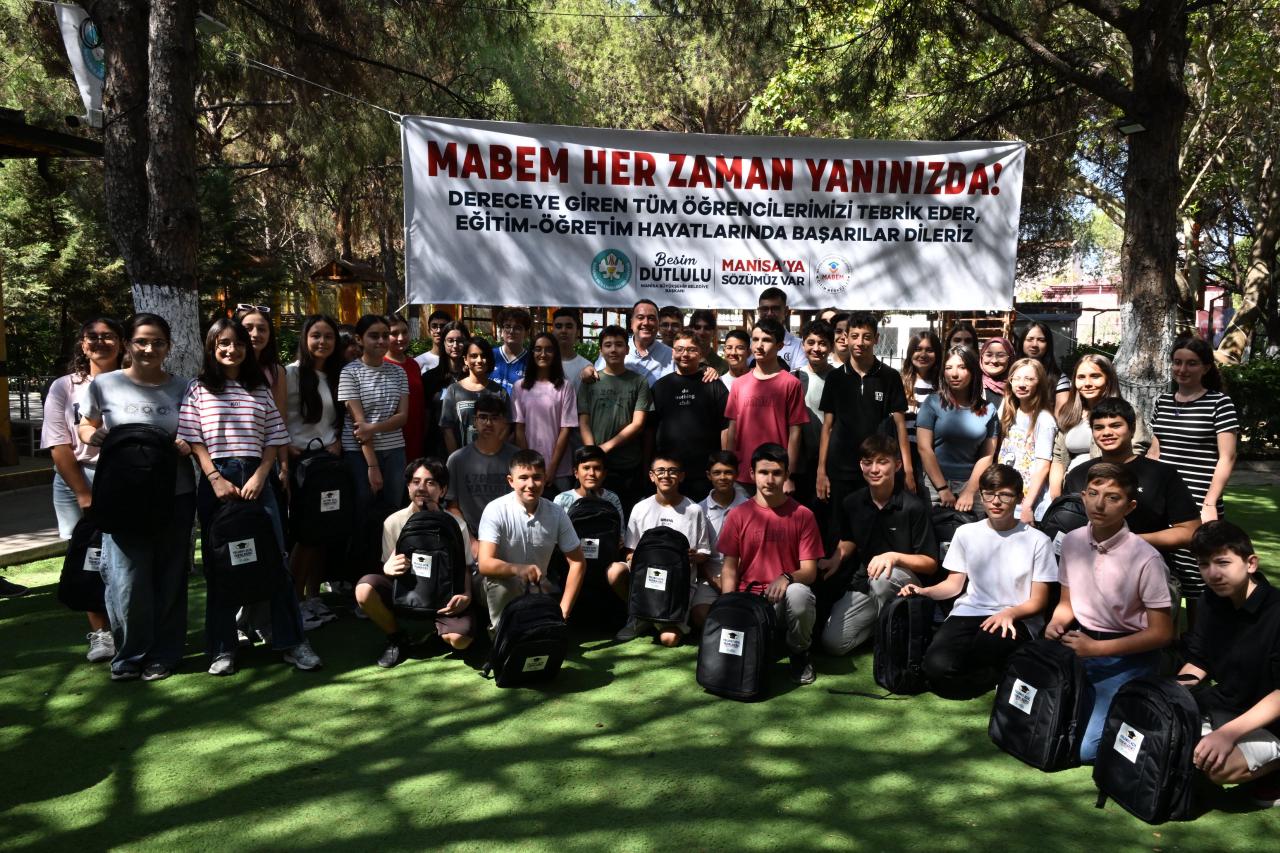 Dutlulu MABEM'in başarılı öğrencileriyle buluştu