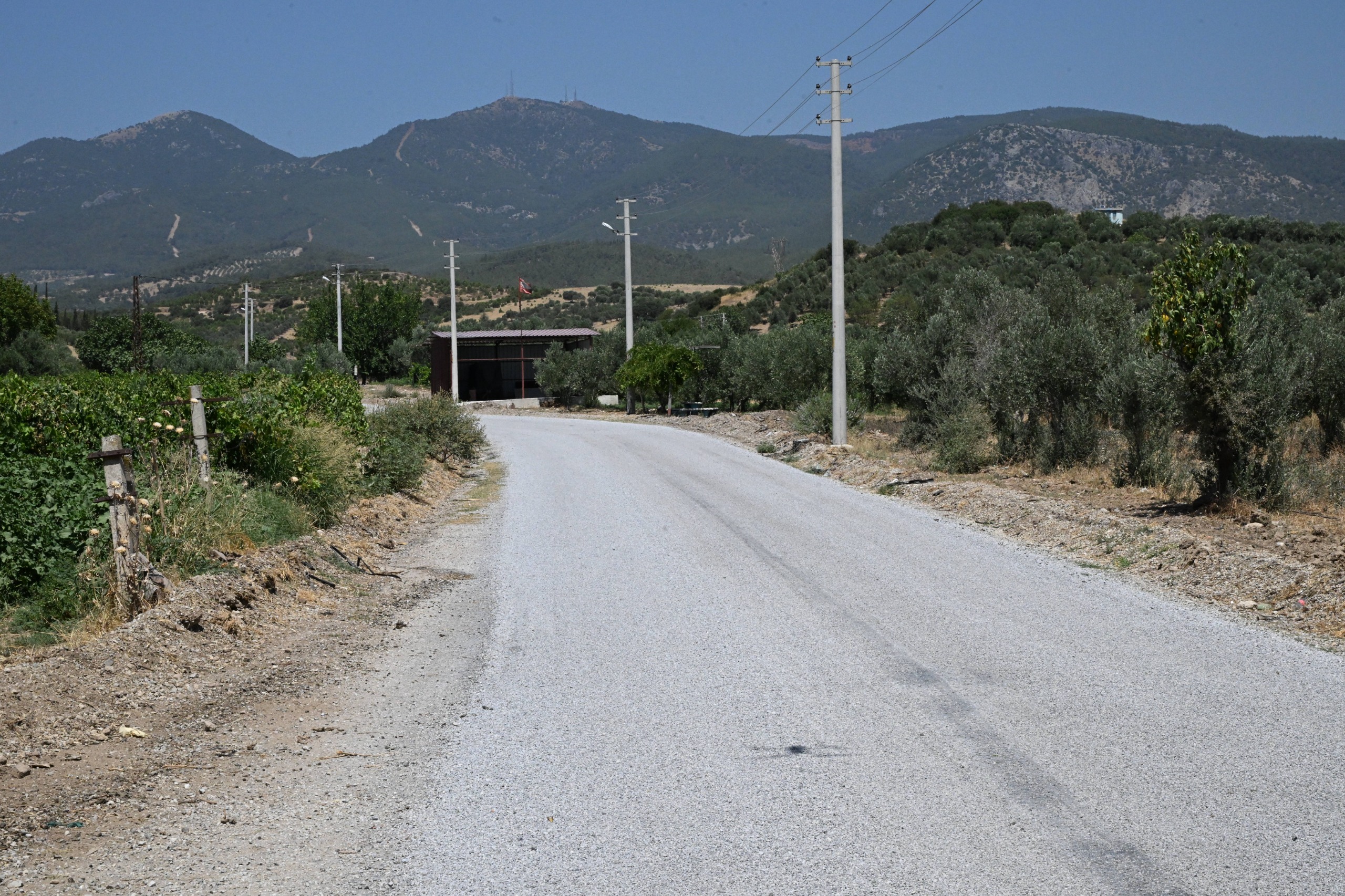 Akhisar ve Turgutlu’ya 22 Kilometrelik Yol Çalışması