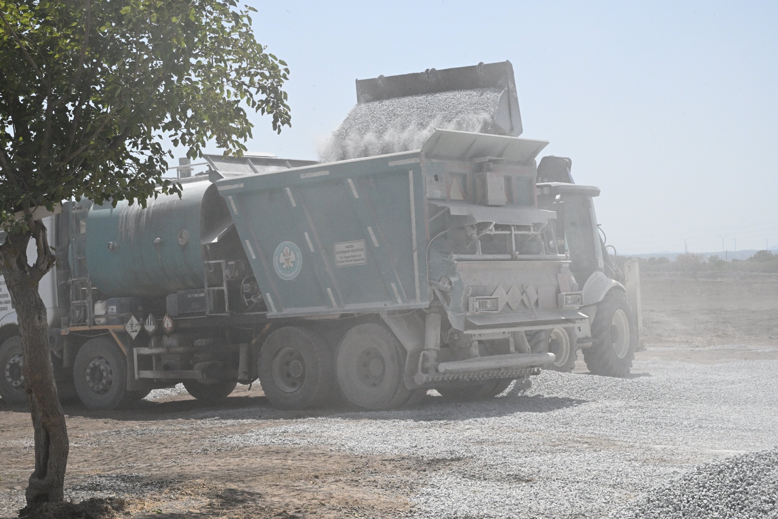 Akhisar ve Turgutlu’ya 22 Kilometrelik Yol Çalışması