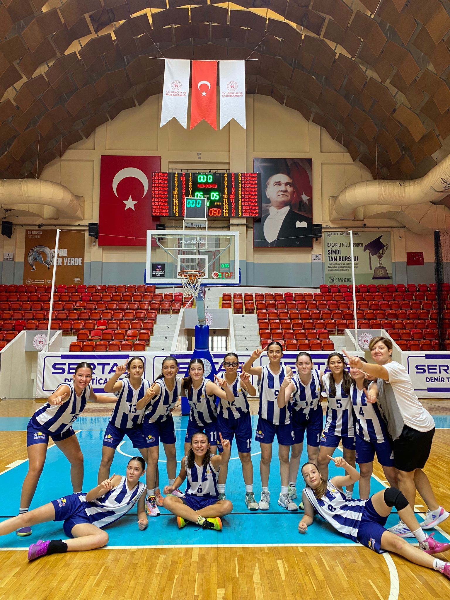 Potada Zafer Manisa’nın: Kız İl Karması Türkiye Şampiyonu Oldu