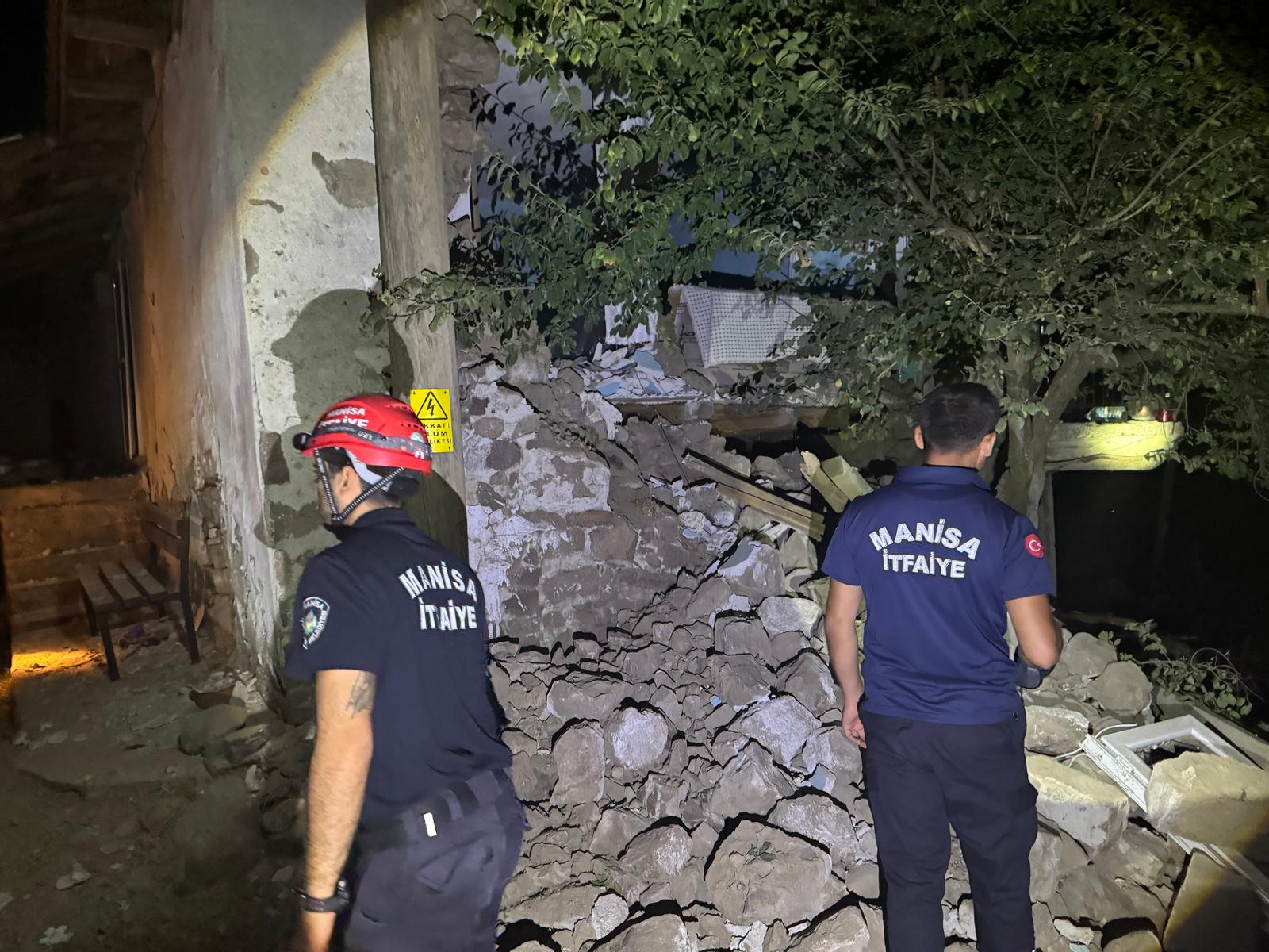 Manisa Büyükşehirden deprem bölgesine destek