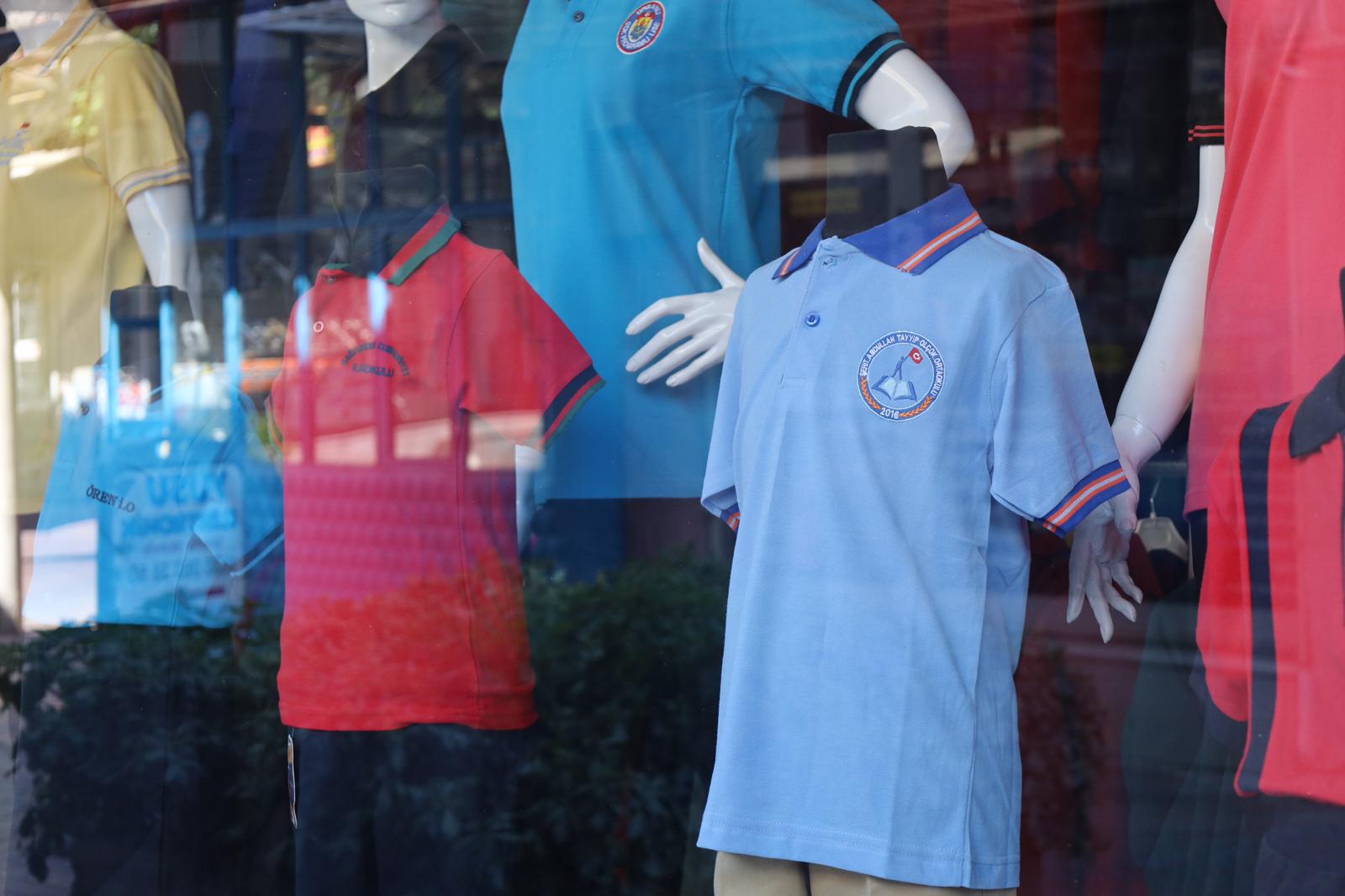 Üniforma Zorunluluğu Geri Geldi: Devlet Okulunda 1700 TL, Özelde 10 Bin TL