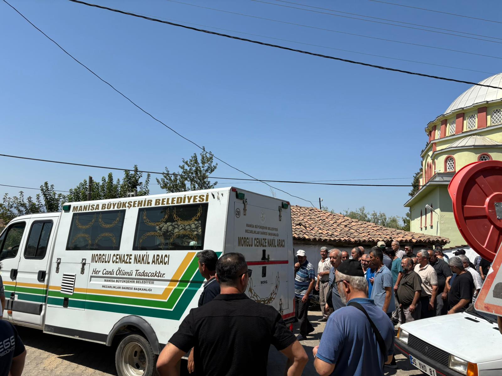 Kuzenlere gözü yaşlı veda