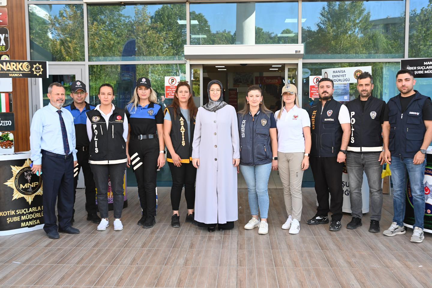 Manisa Emniyeti’nden üniversite öğrencilerine güvenlik ve farkındalık eğitimi