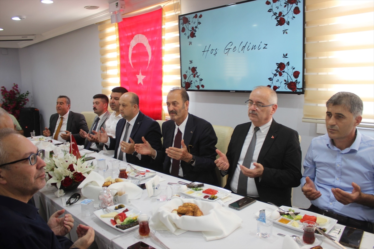 MHP Genel Sekreter Yardımcısı Osmanağaoğlu Ödemiş'te